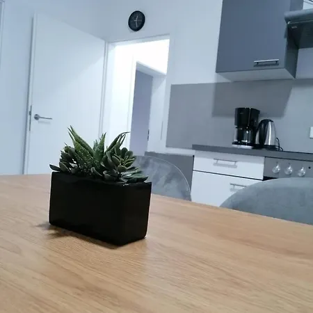 Estrella24 Living Tokio Apartmán *